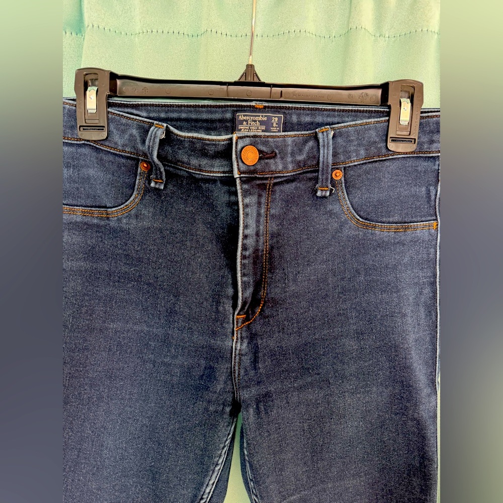 Abercrombie & Fitch High Rise Skinny Jeans Dark Wash
